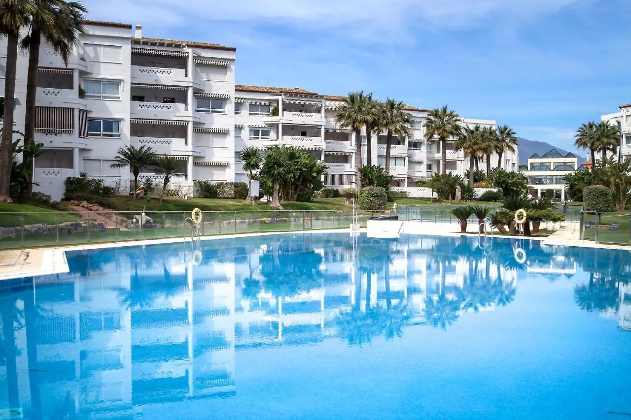 Marbella Banus Suites - Banus Playa Rocio Beachside Complex 0*,  Spain