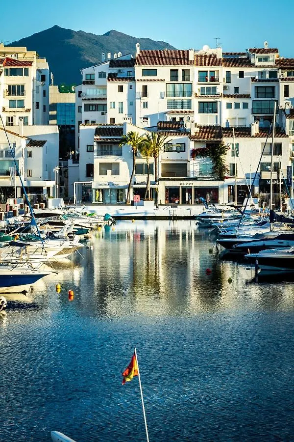 Marbella Banus Suites - Banus Playa Rocio Beachside Complex Apartment