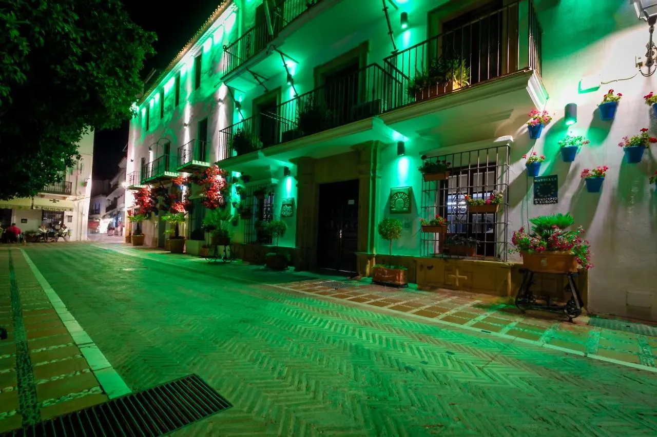 Marbella Banus Suites - Banus Playa Rocio Beachside Complex 0*,